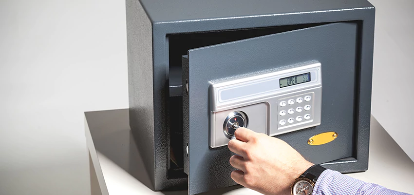 Jewelry Safe Unlocking Service in Lakeland Village, California