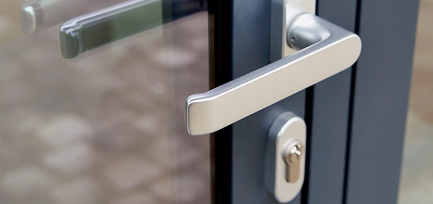 Broken Door Lock Cylinder Repair in Lakeland Village, California