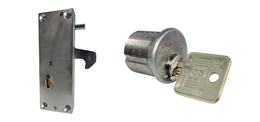 RR Fence Gates Brink Locks Repair in Lakeland Village, California