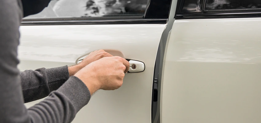 Unlock Car Door Service in Lakeland Village, CA